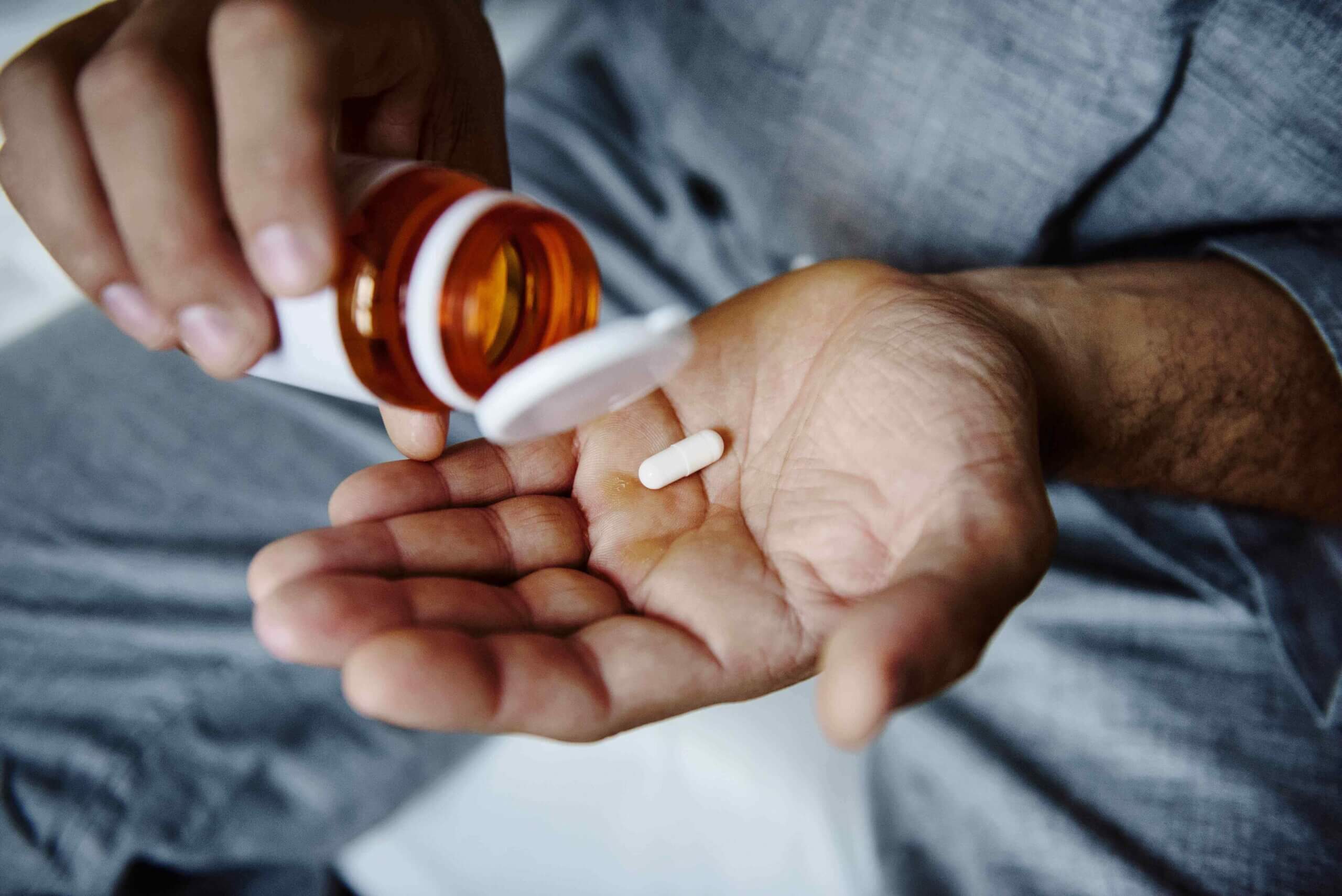 Do You Depend on Opiods to Keep You Moving? Understand how PT can Kick Your Opioid Dependence.