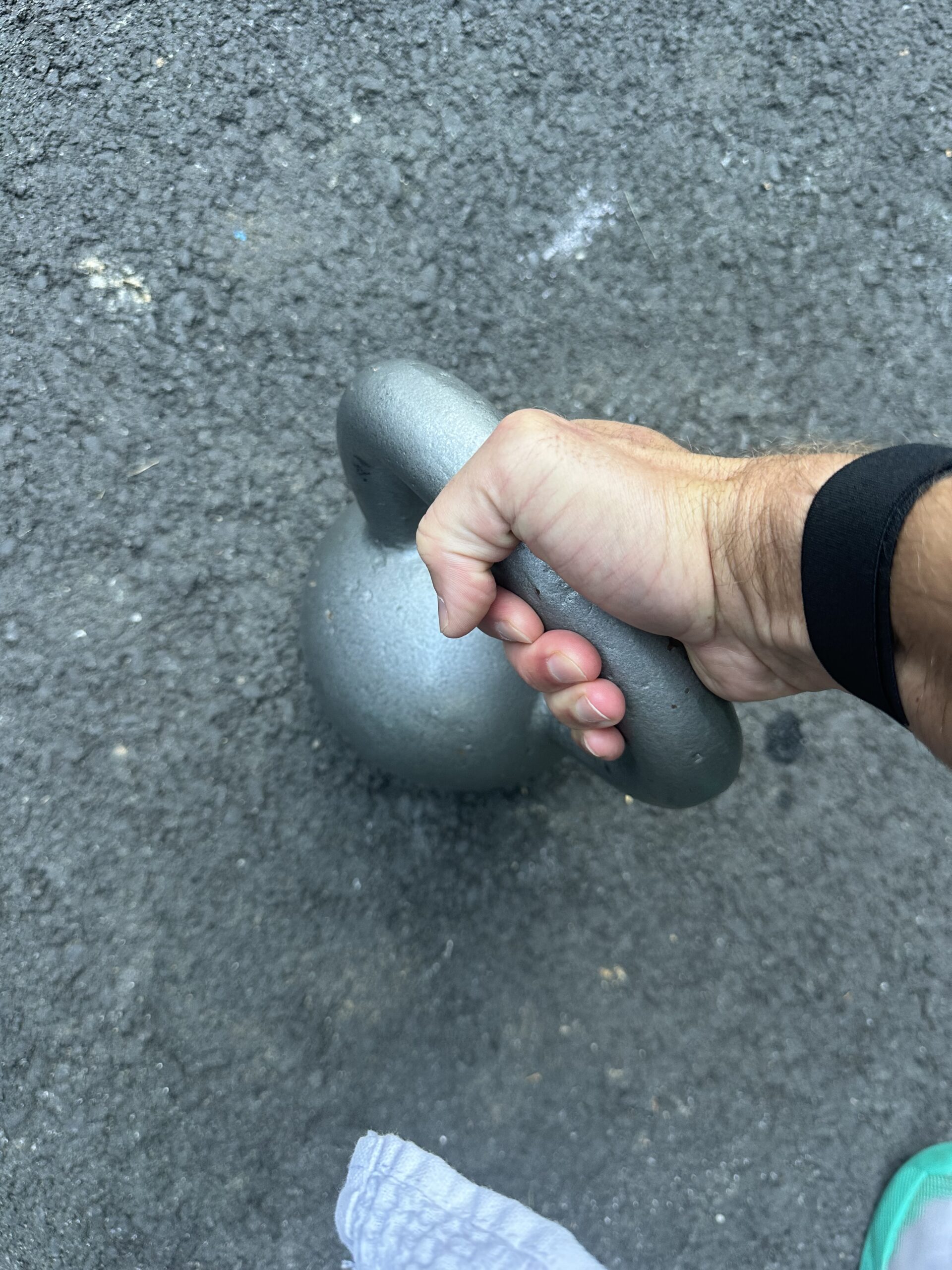 Grip Strength: Why It’s a Key Indicator of Health and 2 Ways to Improve It.